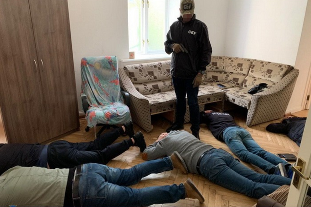 Задержание организаторов конвертационного центра