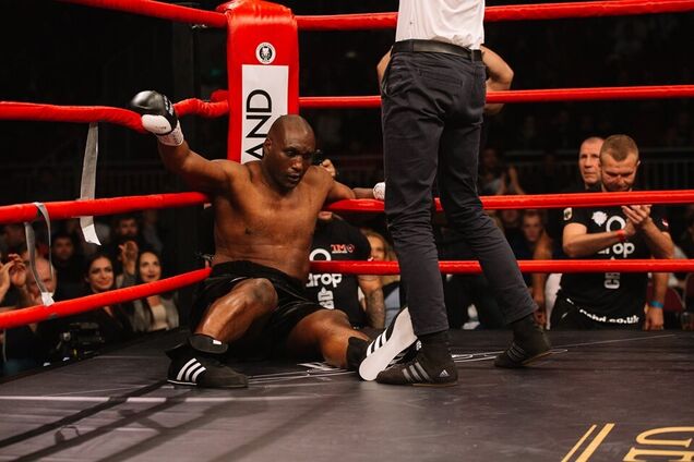 Боксера, побившего Майка Тайсона, нокаутировали первым же ударом