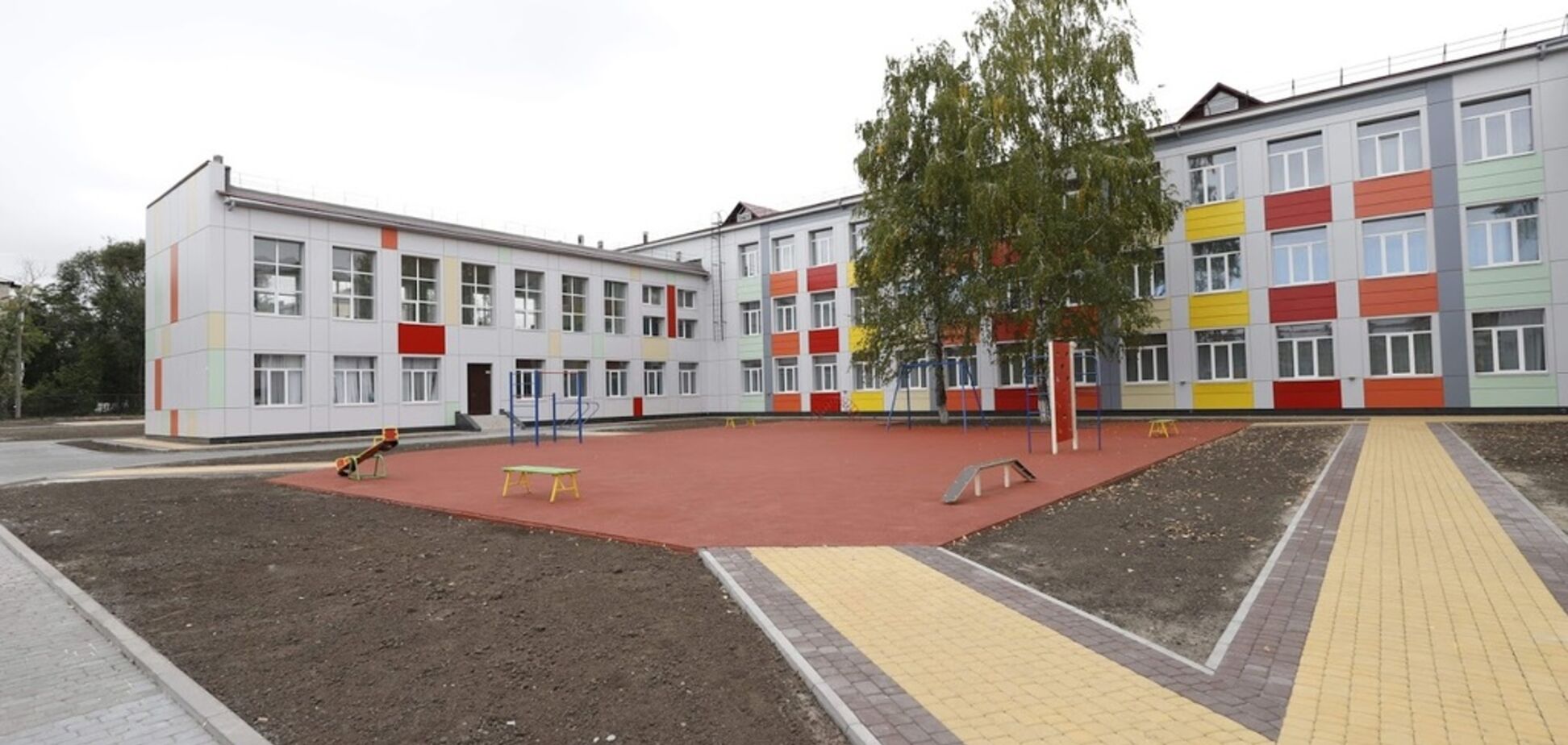 Реконструированная школа в Днепре стала примером реноваций учебных заведений — Филатов