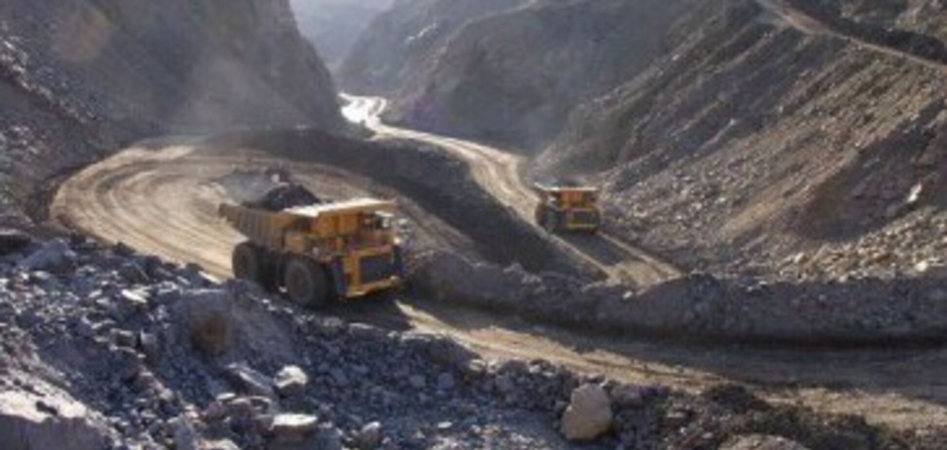 Добыча железной руды в Украине