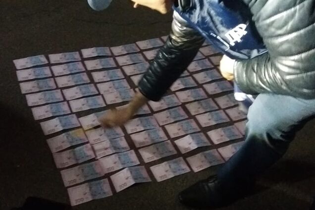 На Киевщине поймали на взяточничестве двух полицейских