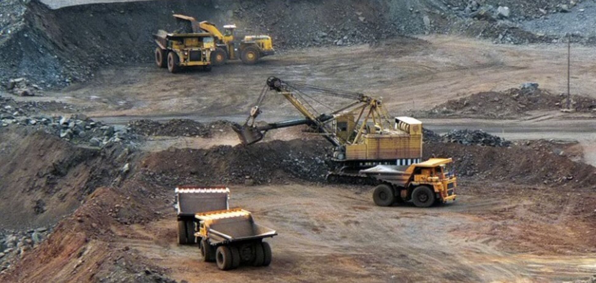 Добыча железной руды в Украине 
