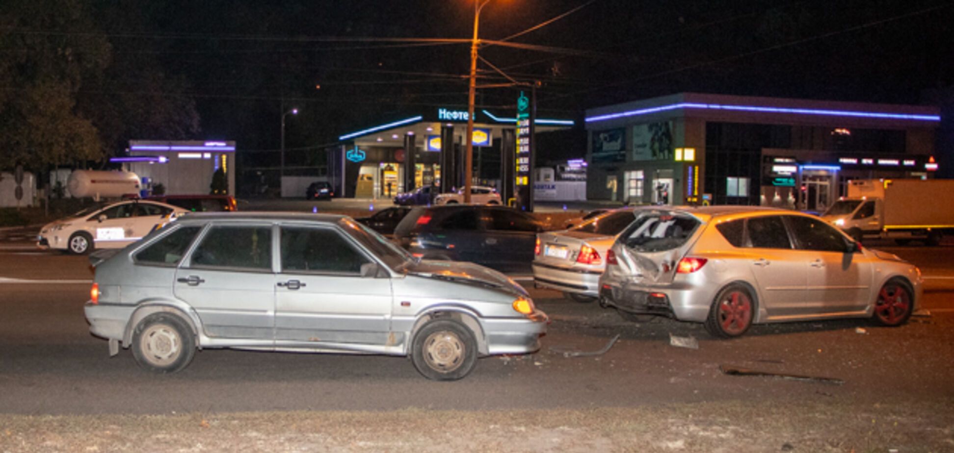 У Дніпрі зіштовхнулися 4 авто: постраждали діти