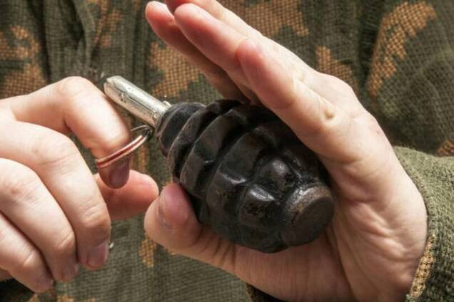 Под Днепром мужчина подорвал товарища гранатой: подробности