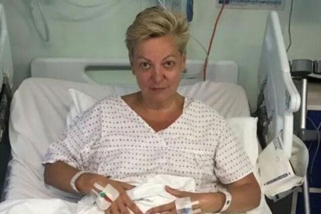 'Не сломалась': Порошенко с женой навестили Гонтареву в больнице