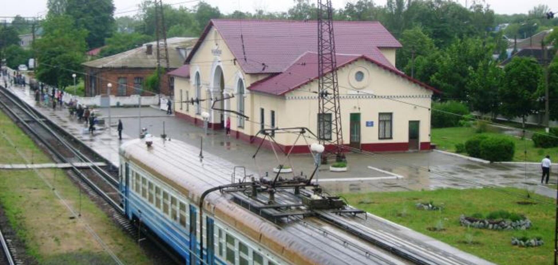 Под Запорожьем электричка раздавила людей: детали страшного ЧП