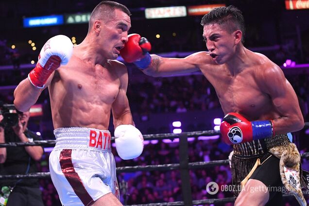 Крымского боксера, сбежавшего в Россию, жестко избили в чемпионском бою - опубликовано видео