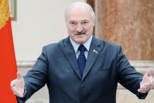 Диктатор на побегушках: почему Лукашенко предлагает Украине сдаться?