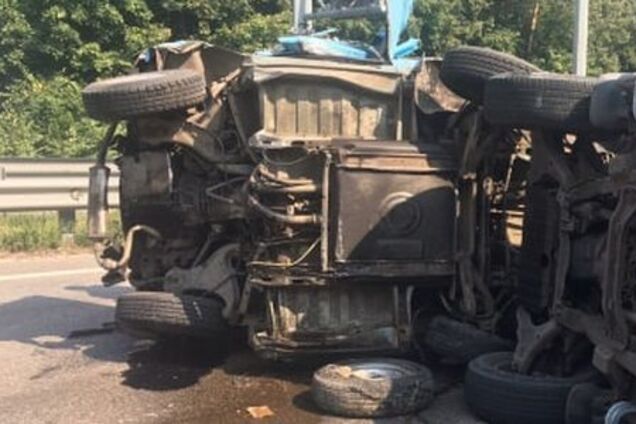 На трассе Киев-Чоп произошло ДТП с пятью авто