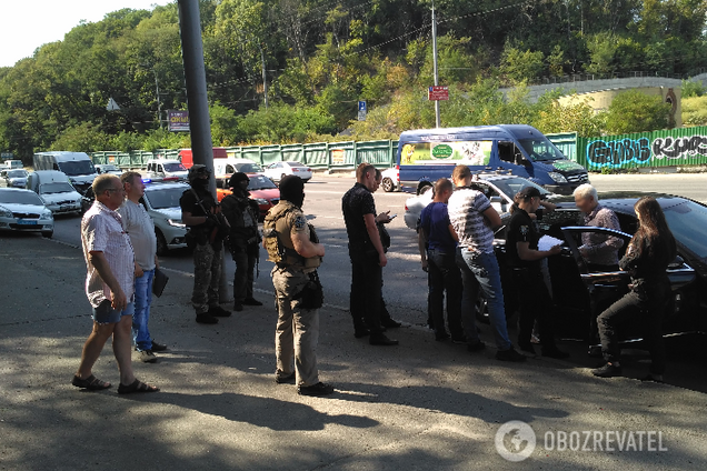 В Киеве задержали фальшивого полицейского