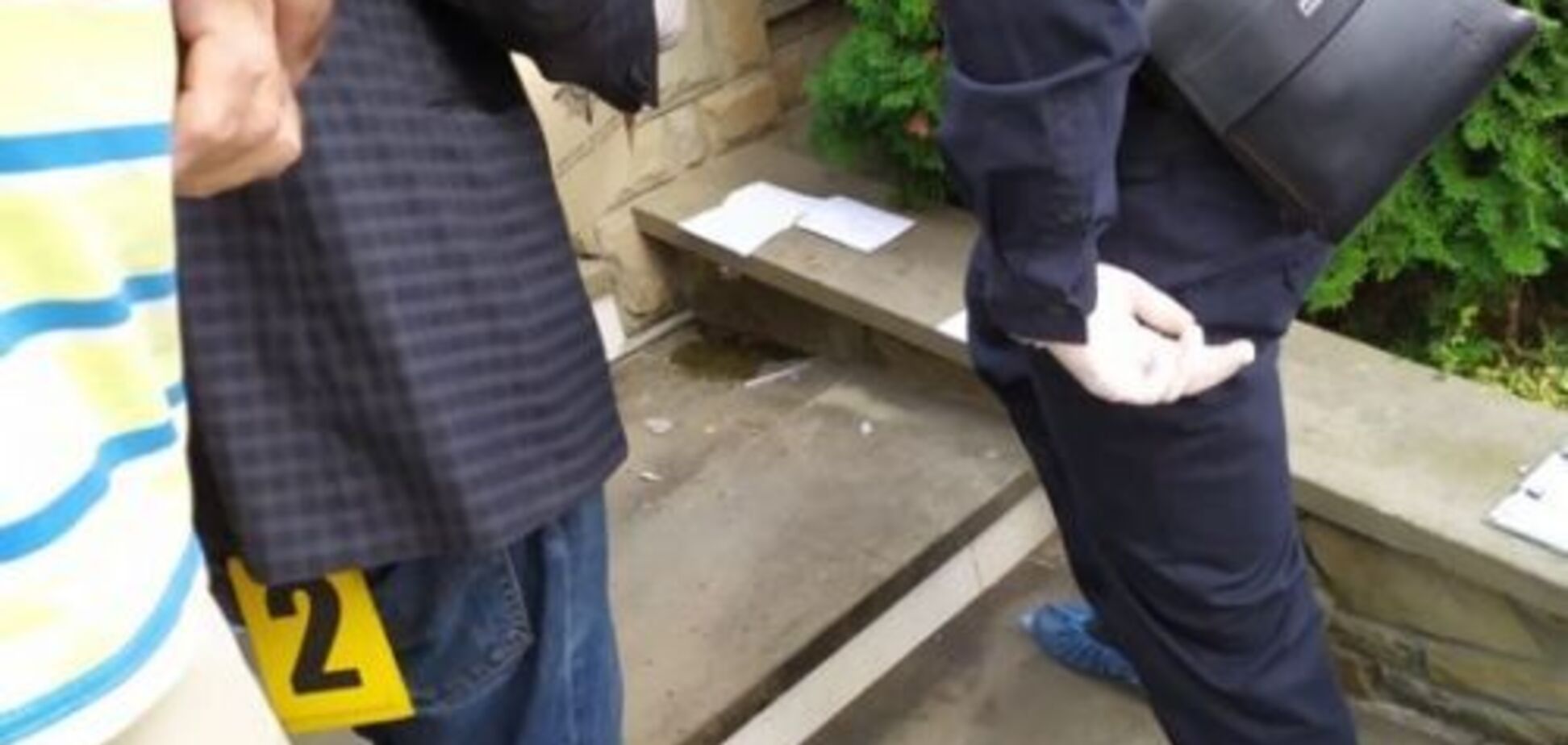 'Пам'ятай про смерть!' З'явилися нові подробиці вибуху у дворі ректора під Тернополем