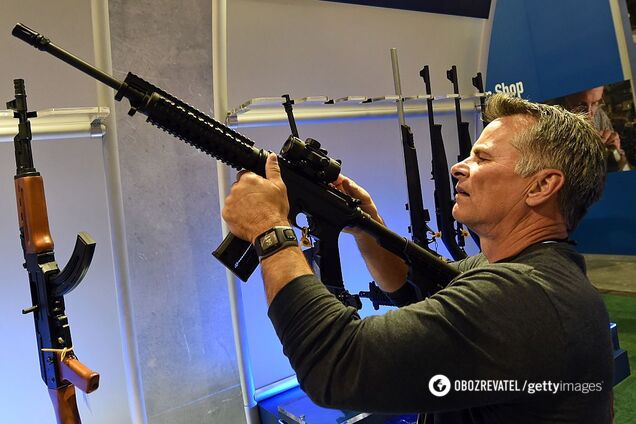 'Слуги народа' внесли законопроект об оружии в Украине: что известно