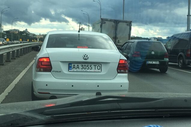 В Киеве на видео попал жуткий 'гонщик'