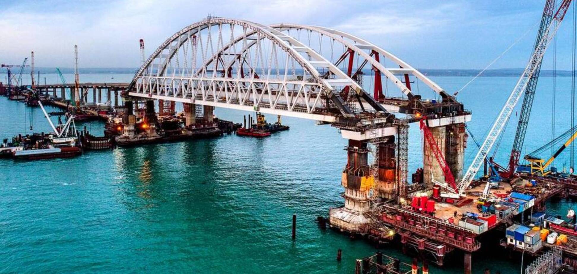 Крымский мост завалится? В России озвучили опасную дату