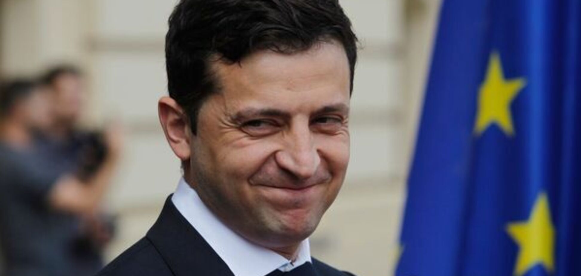 'Звідки Iphone?' Мережу підірвало музичне відео із Зеленським