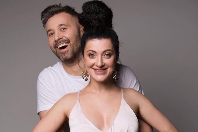 'Нудисти на вашому боці': Бабкіна знову показала скандальне оголене фото з чоловіком