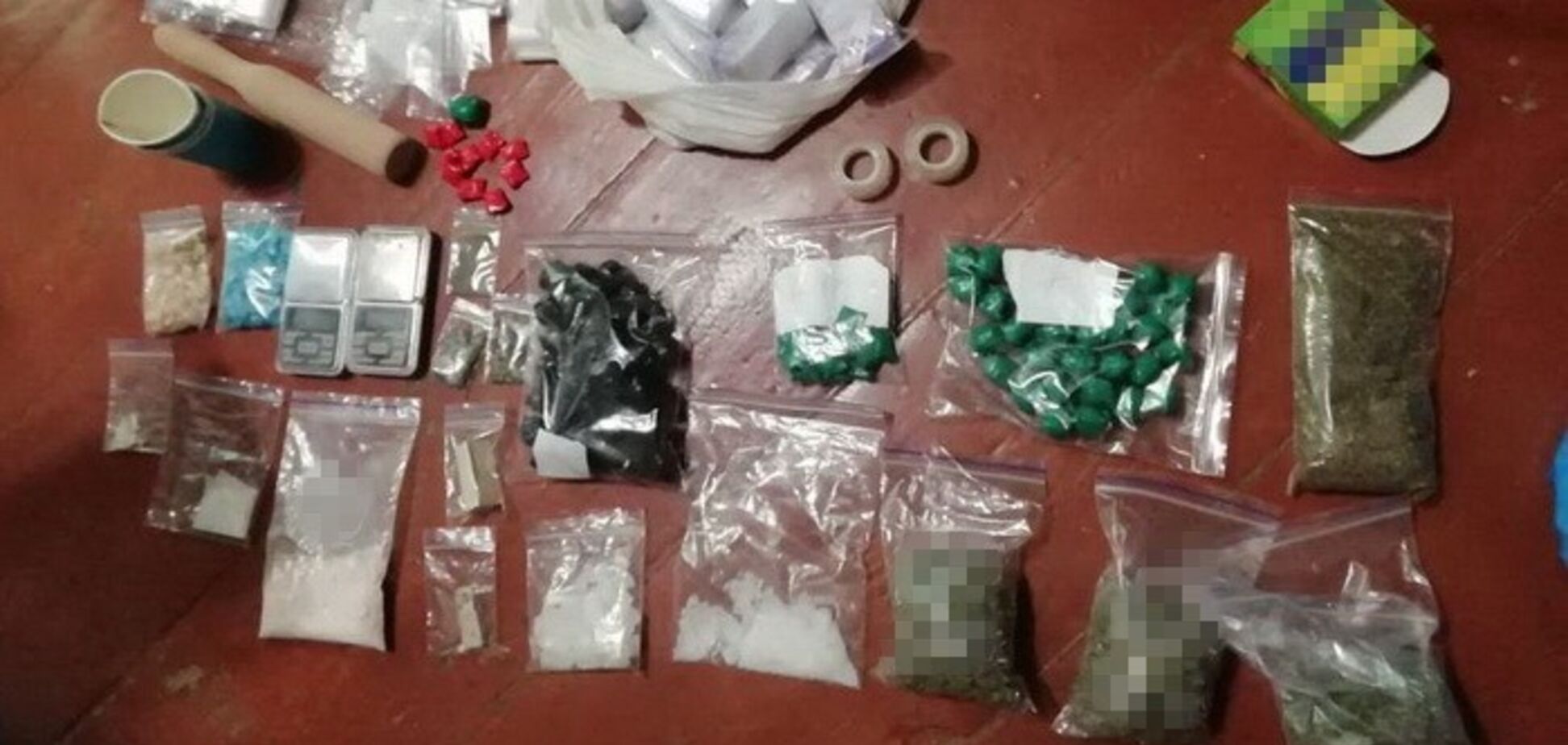 Наркотики по почте: в Днепре накрыли крупный канал по продаже 'зелья'