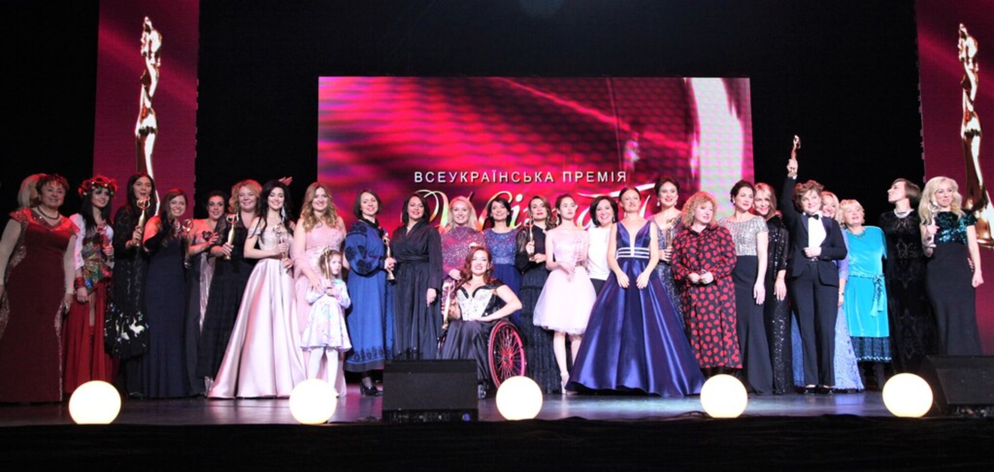 Кто стал 'Женщиной III тысячелетия'