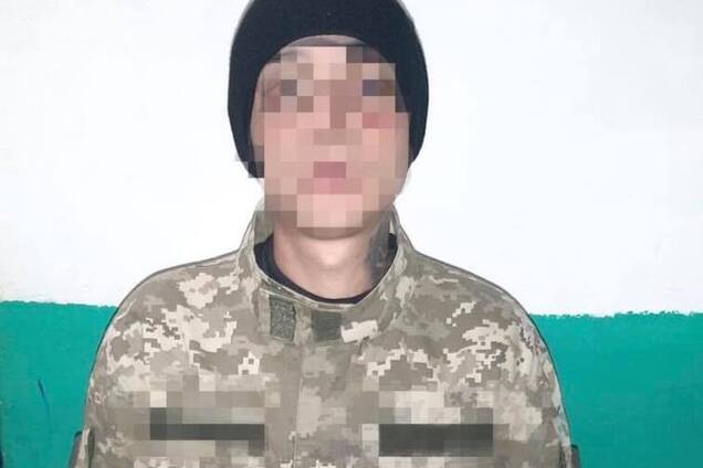 Проносил пакетами: тюремщик на Черкасщине продавал заключенным наркотики. Фото