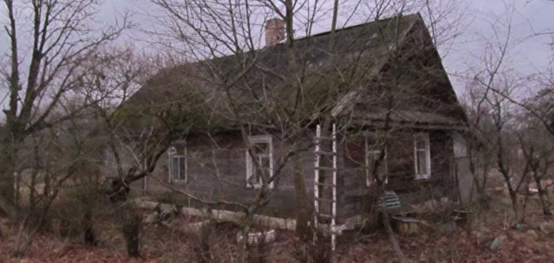 Застолью не мешал: в Беларуси за праздничным столом два дня сидел мертвый гость