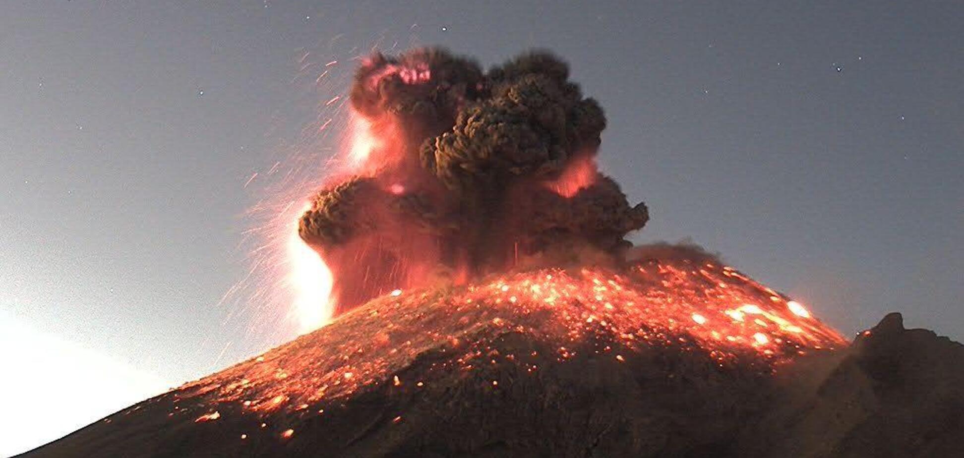 У Мексиці вибухнув вулкан Попокатепетль