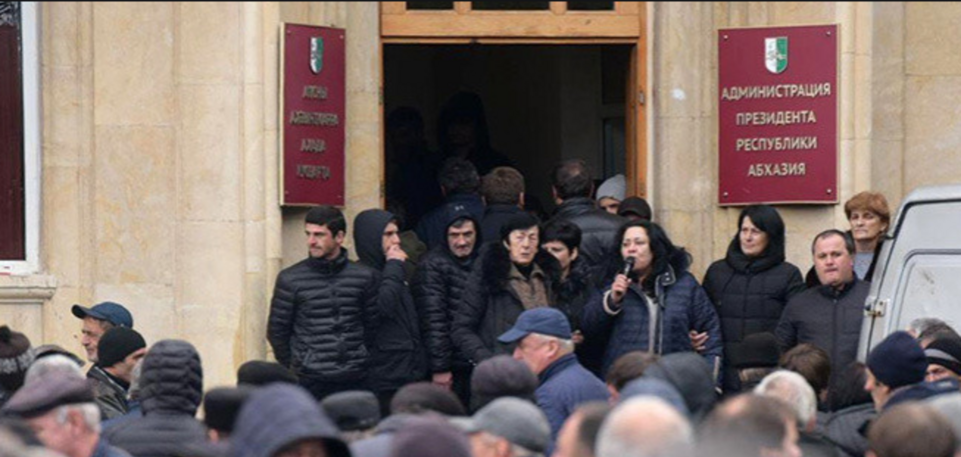 В Абхазії проведуть повторні вибори 'президента'