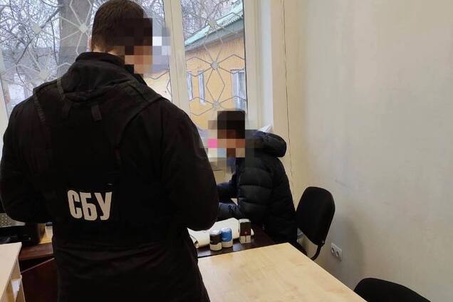 'Наварили' 1,5 миллиона в ремонте дорог: в Черкассах на коррупционном деле попались чиновники мэрии