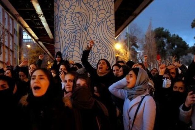 Протесты в Тегеране