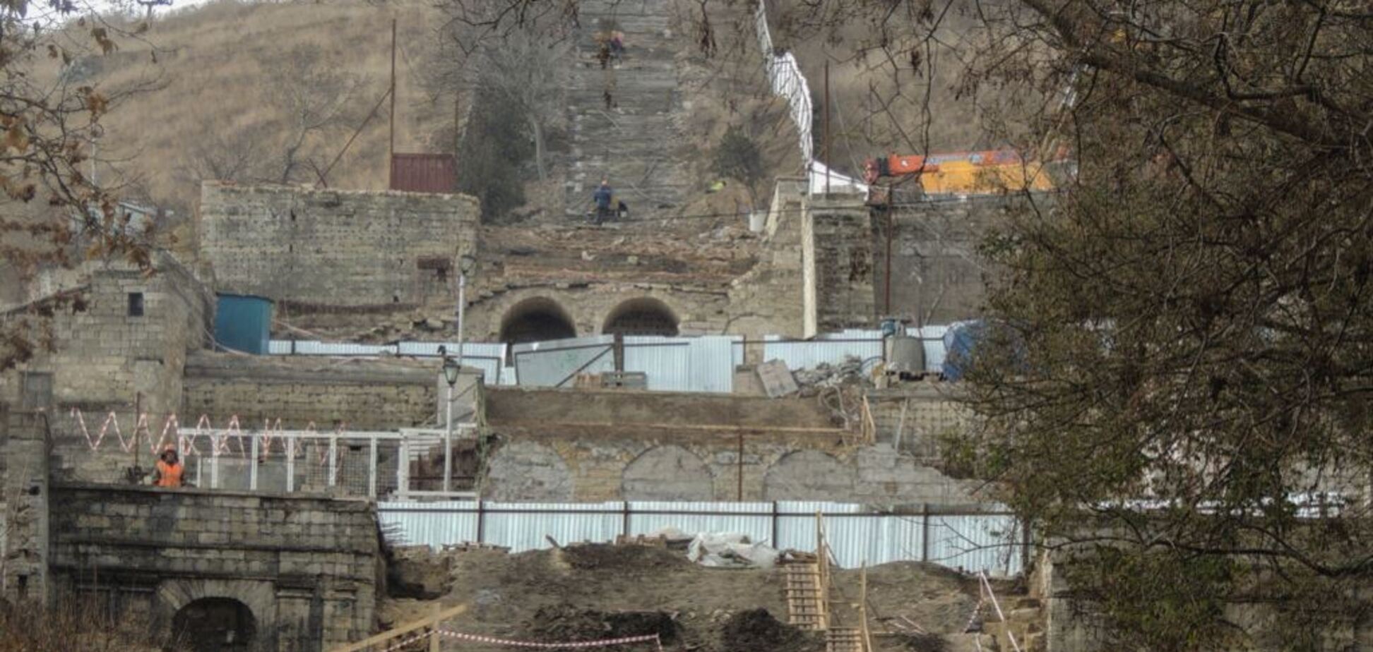 Новости Крымнаша. На витрине всё должно быть красиво, пусть даже ненатурально и просрочено