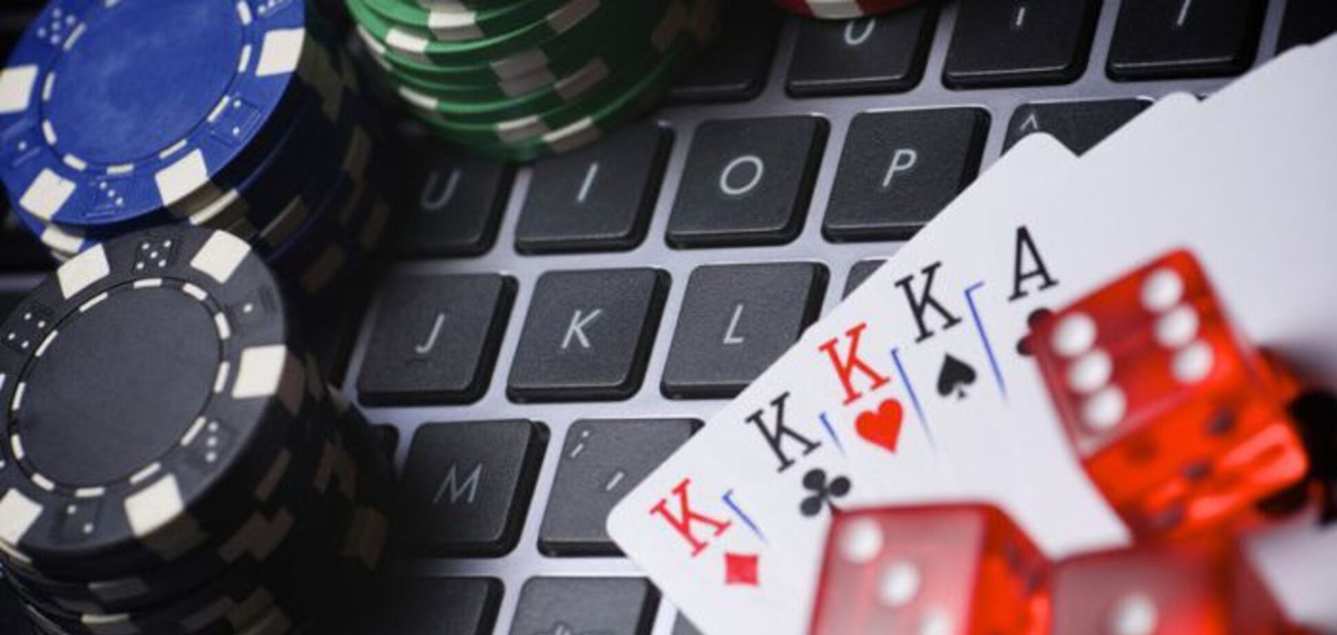 Житель Дніпропетровщини організував масштабне онлайн-казино: його затримала поліція