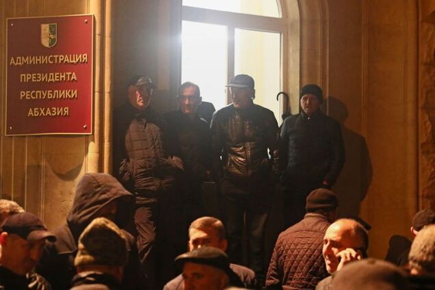 Путин одобрил переворот в Абхазии?