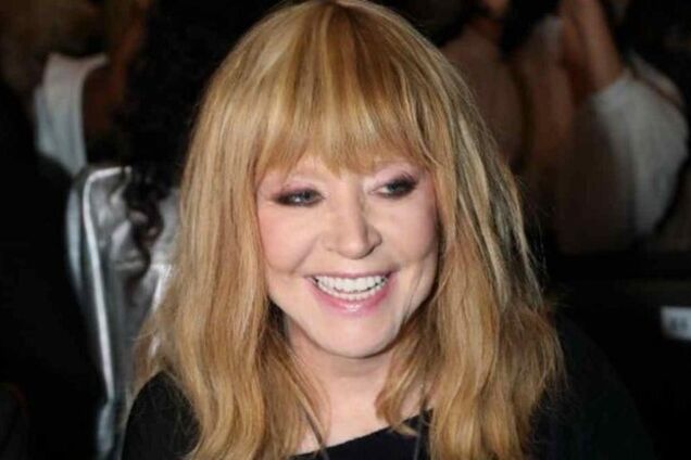 Хірург розповів про пластичні операції Пугачової: як змінювалася зовнішність співачки