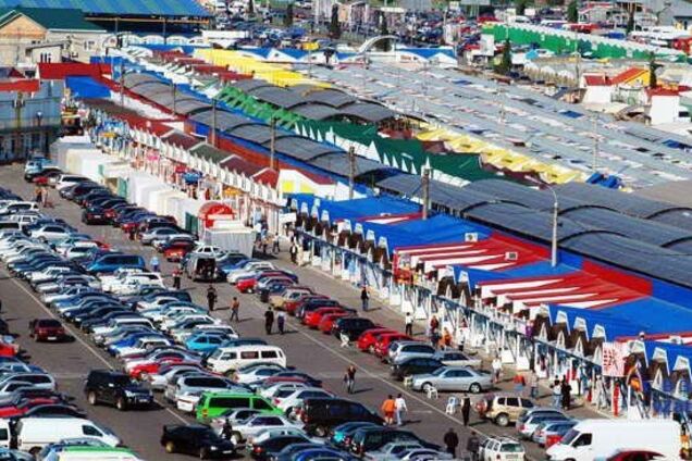 Директор 'Ринку 7-й кілометр' засудив ЗМІ через гучне розслідування про фінансування 'ДНР'