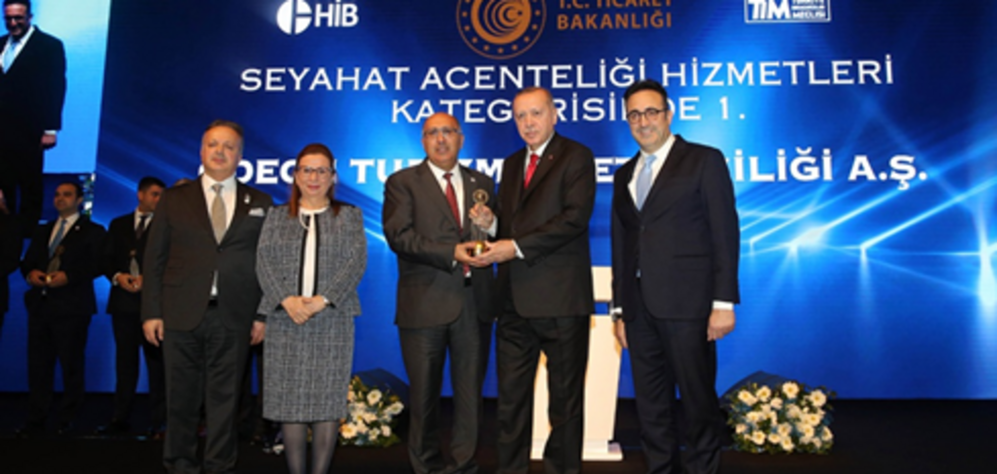 Президент Турции Эрдоган вручил премию принимающей компании Coral Travel