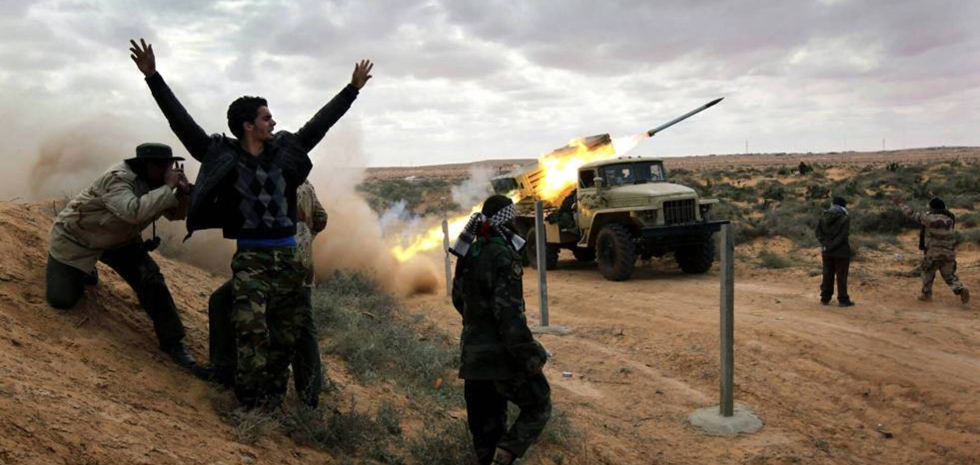В Ливии сорвали объявленное перемирие: возобновились бои