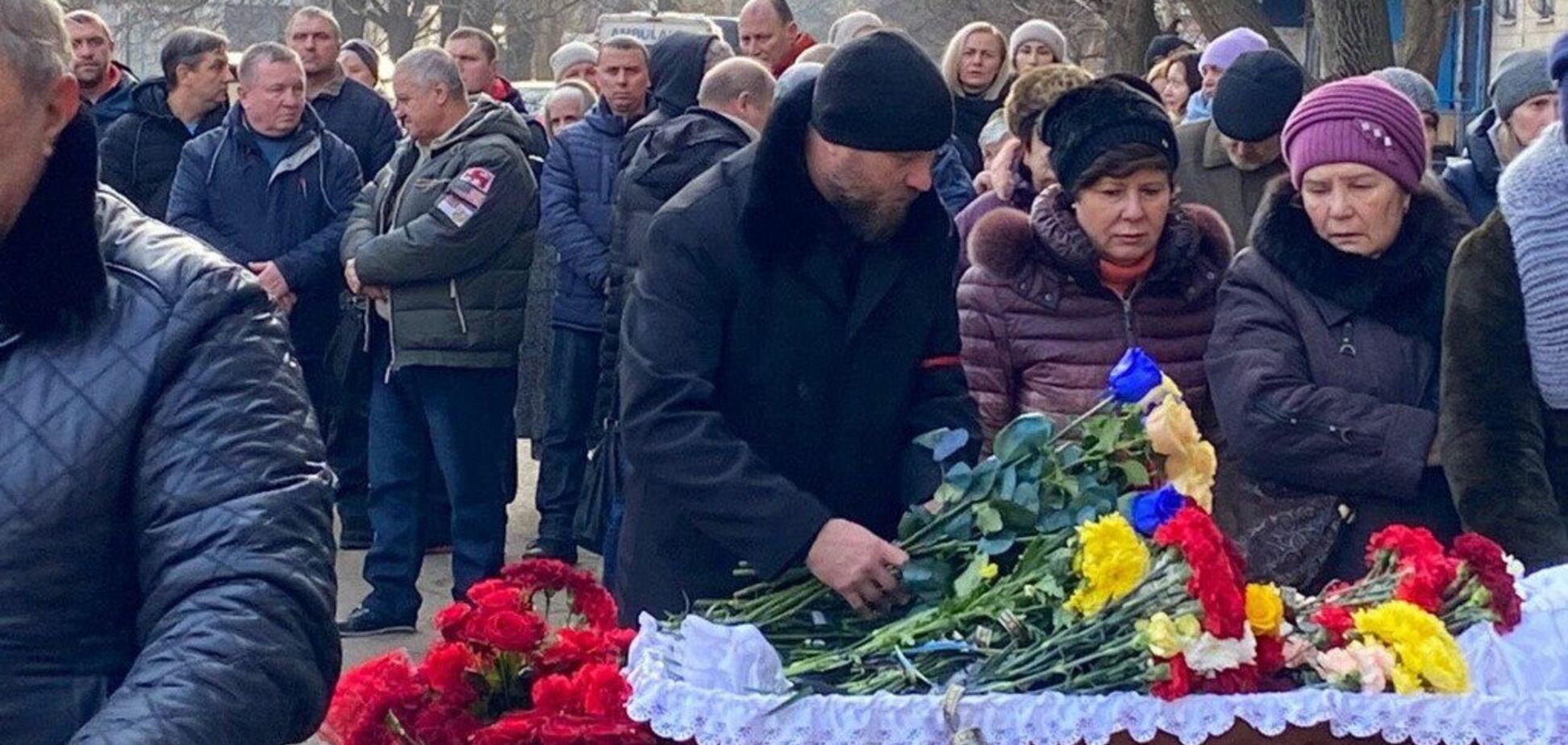 Обшивав танки і допомагав у АТО: в Кривому Розі попрощалися з відомим волонтером. Фото