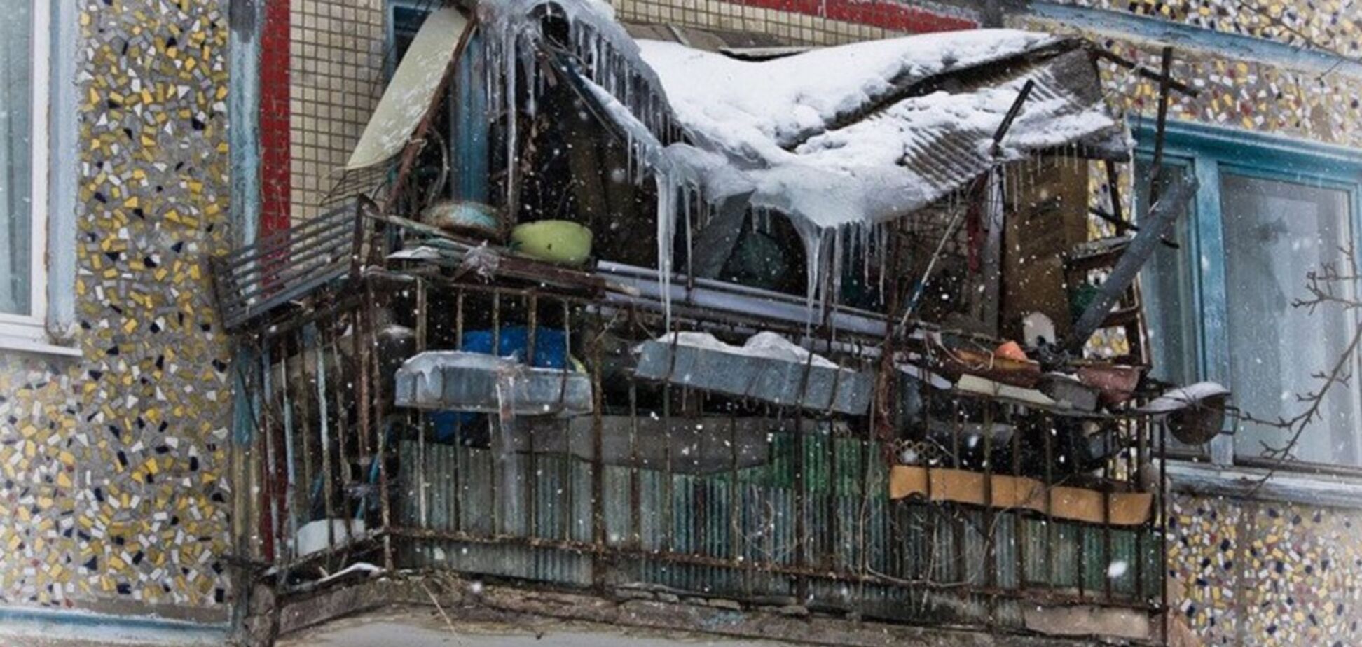 Убогие советские ремонты в 'бесплатных квартирах'