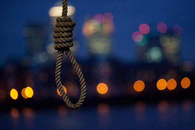 В Днепре школьник публично покончил с собой. Фото 18+