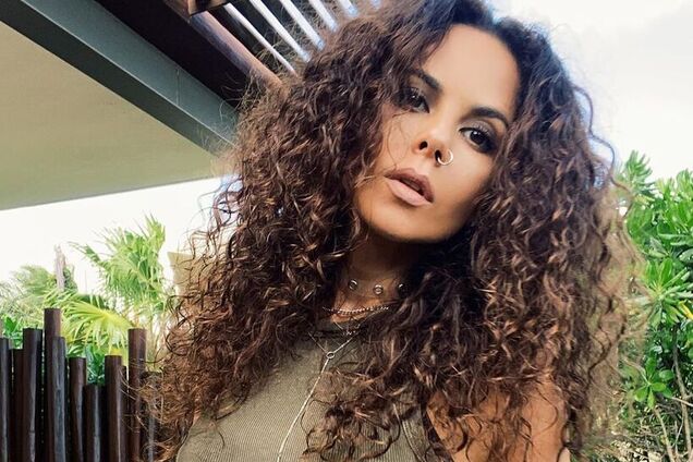 'А де груди?' Каменських схвилювала шанувальників гарячим фото в купальнику