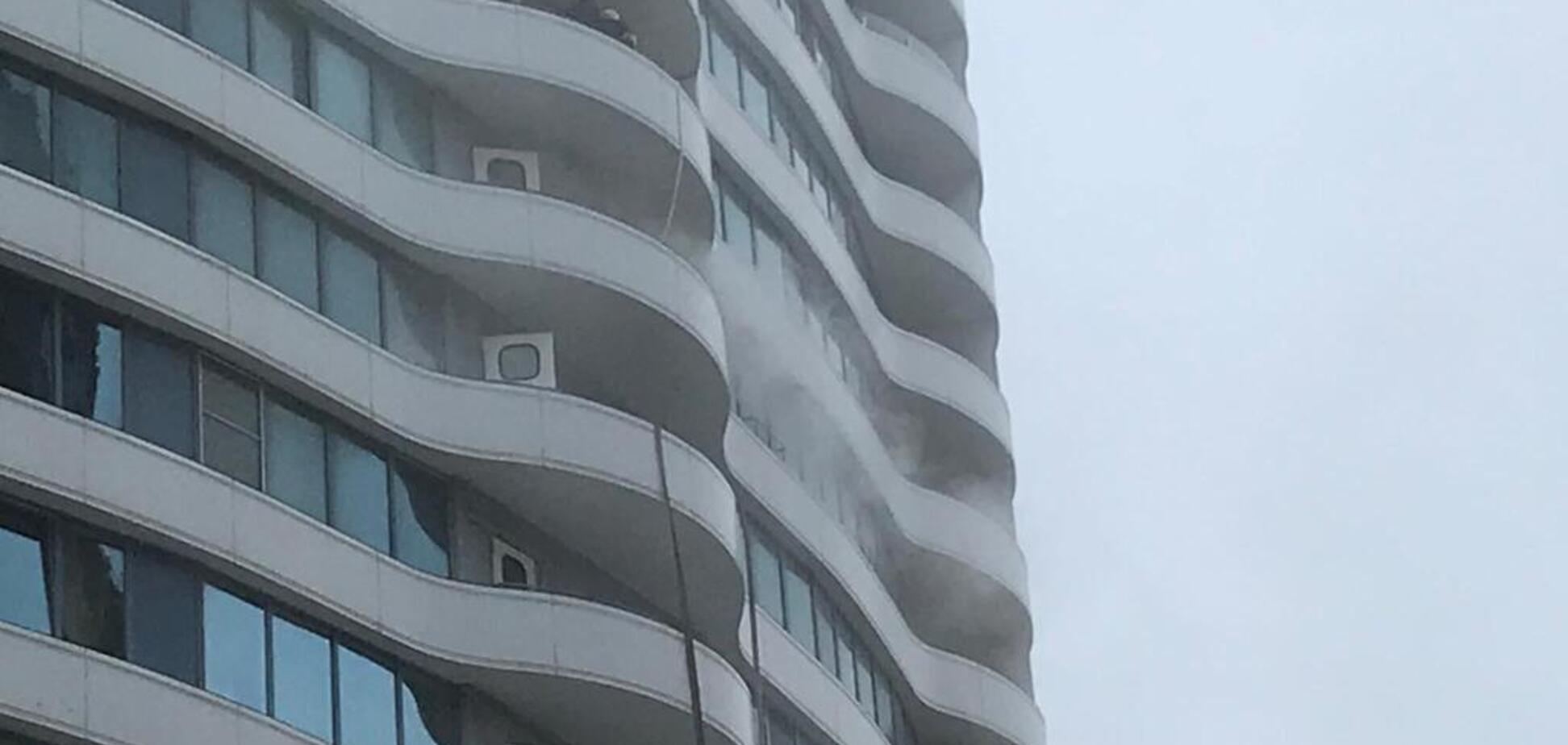 В Одессе случился пожар в элитном жилом комплексе