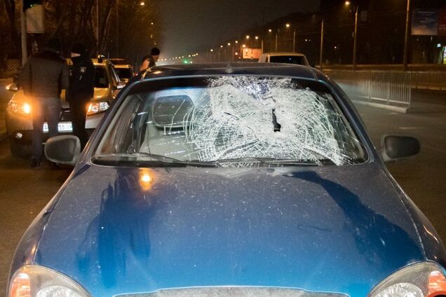 У Дніпрі водій Daewoo збив пішохода
