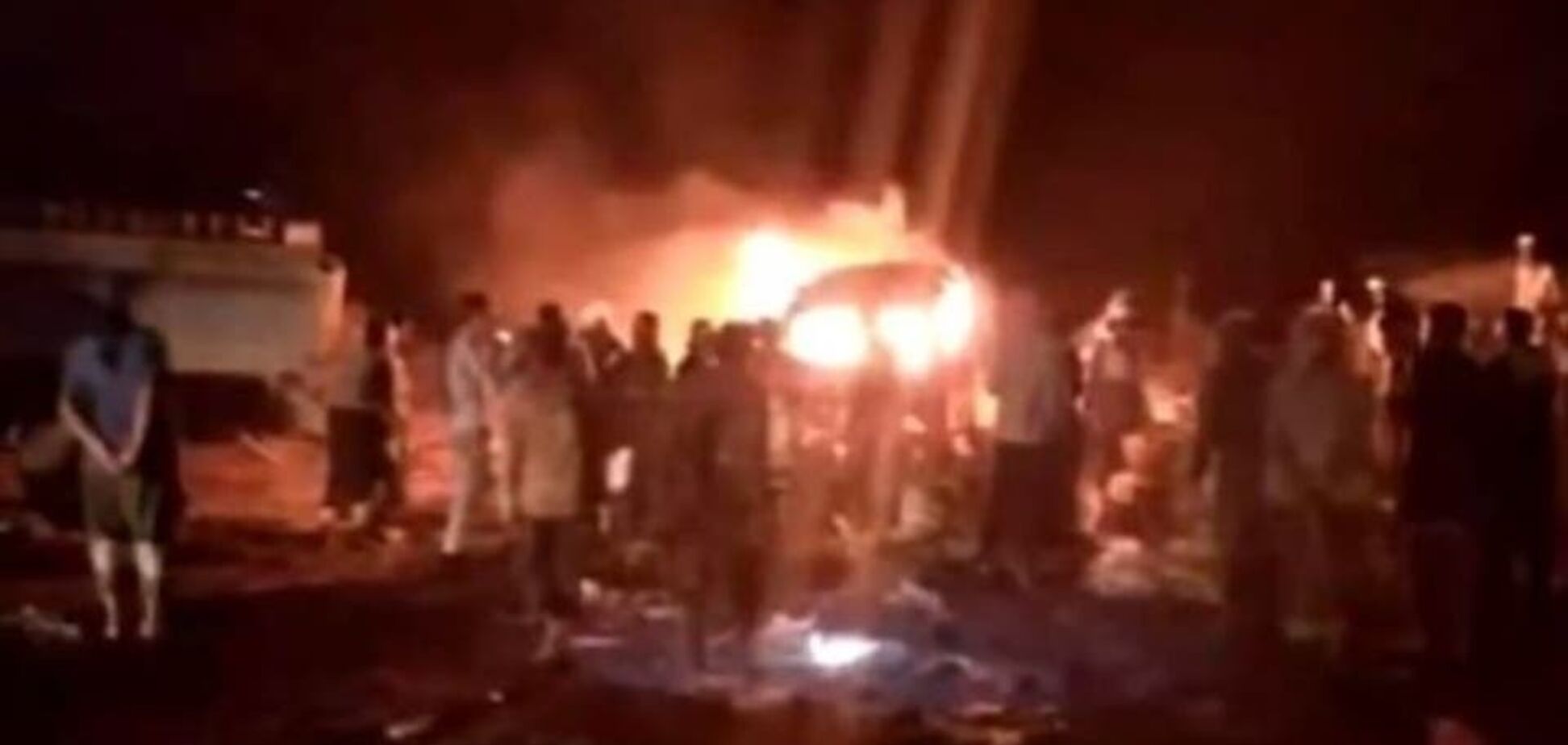 В Йемене повстанцы устроили кровавую бойню в мечети: погибли 60 военных элитного полка