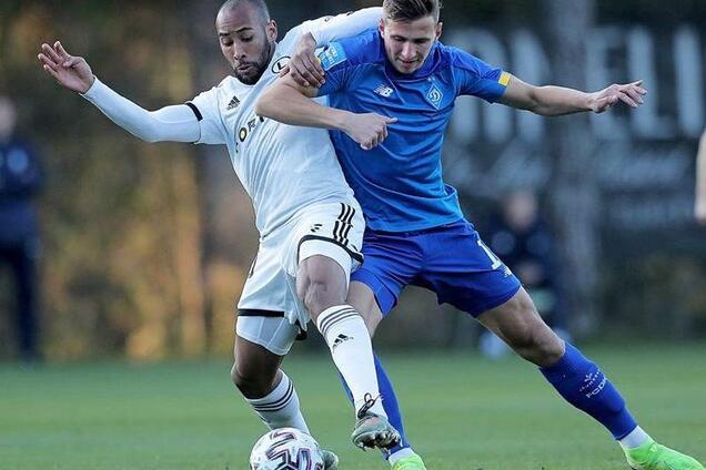 'Динамо' ефектно уникло поразки в першому матчі на зборах