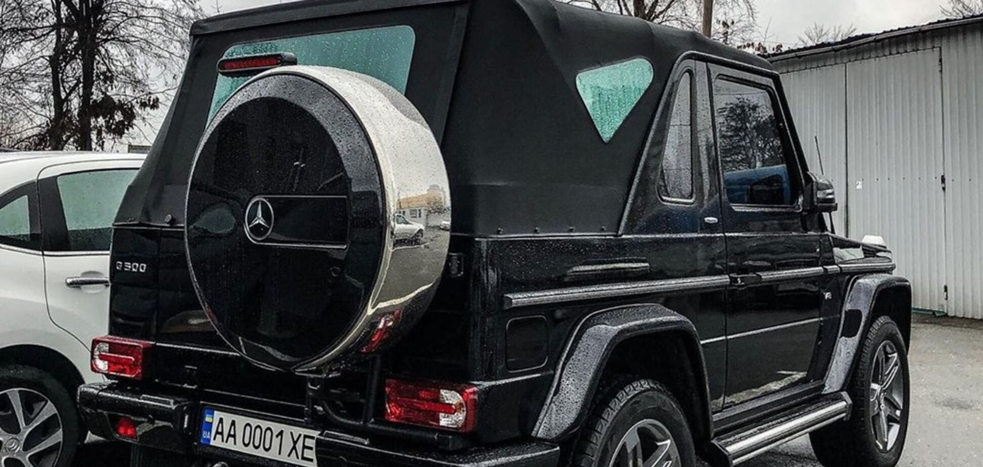 Как у Януковича: в Киеве засняли редкий Mercedes за 400 000 евро