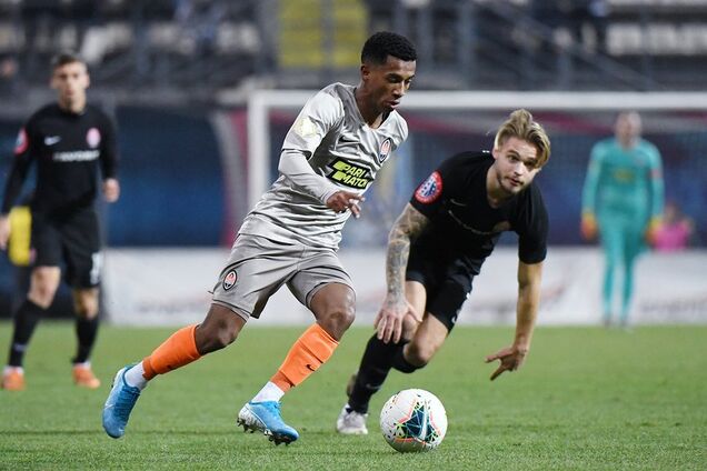 Богдан Леднев (справа)