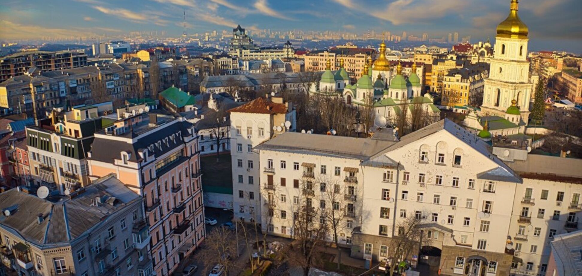 В Киеве открыли необычный экопарк с солнечными панелями: фото