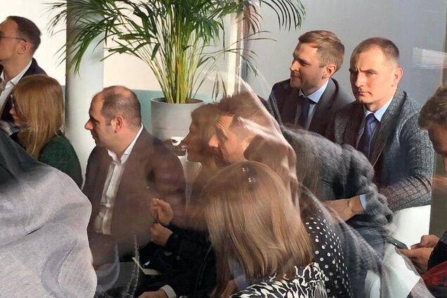 Члени Слуги народу зустрілися в Давосі з Кемероном