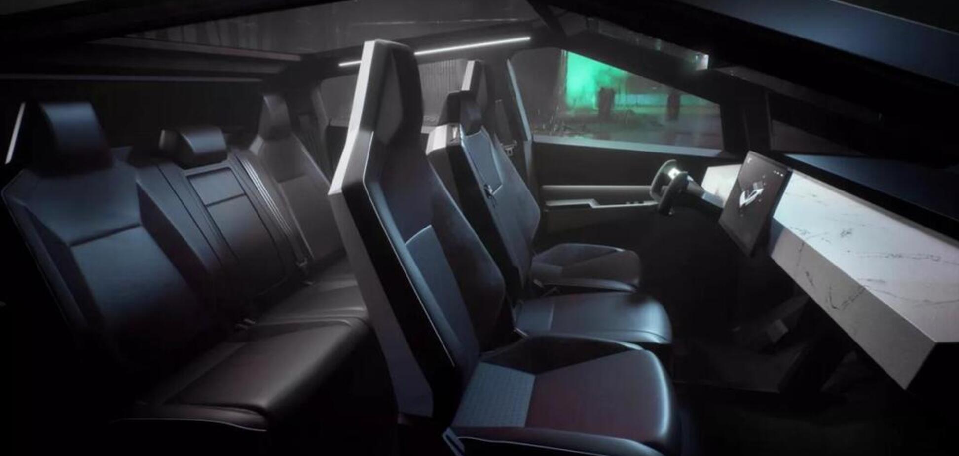 Интерьер электрического пикапа Tesla Cybertruck попал на видео