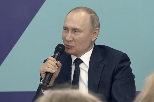 Путін публічно зізнався, що може "ляпнути щось не те": відеофакт