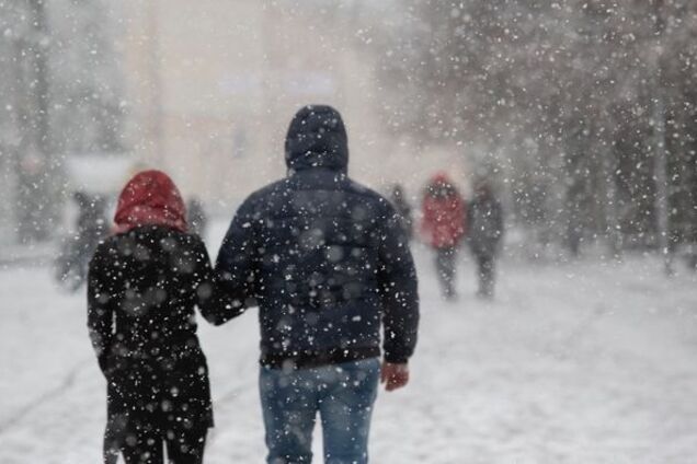 На Украину надвигается мощная буря: где ждать снега и шквалов